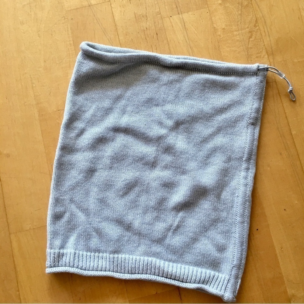 Banana Republic Gray Neck Gaiter Adjustable